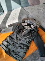 Burberry Winter Jacke Gr.128 Frankfurt am Main - Eschersheim Vorschau