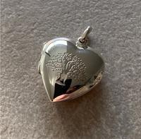 Herz Medaillon Kette Halskette Damen Lebensbaum Schmuck Berlin - Charlottenburg Vorschau