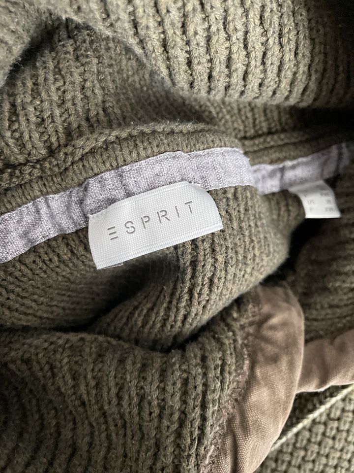 Pullover XL ESPRIT in Berlin