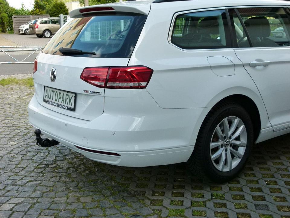 Volkswagen Passat Variant TSI 1.Hand LED TÜV 2027 +GARANTIE in Taucha