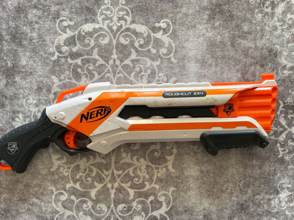 Nerf Konvolut mit viel Zubehör in Ostfildern