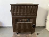 Brauner DDR Dauerbrandofen zur Selbstabholung Sachsen - Taura Vorschau
