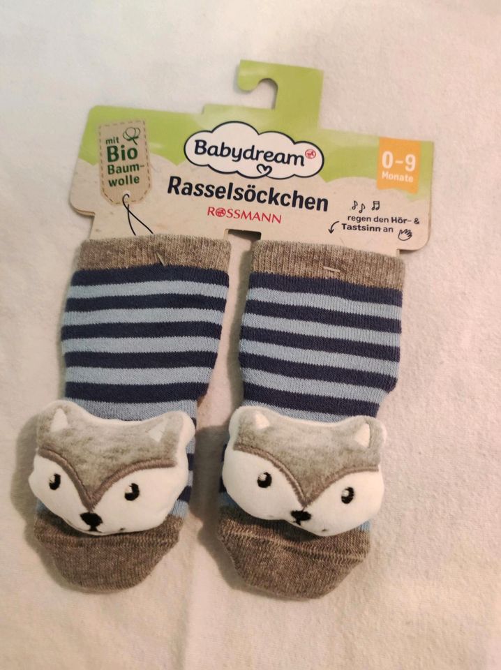 Rasselsöckchen Babydream 0-9 blau Neu in Bellheim