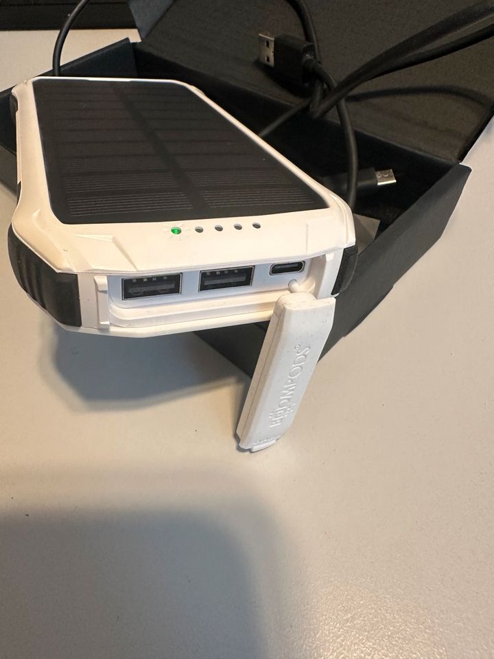 Neutron solar Powerbank 10000mAh in Vellahn