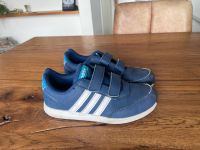 Adidas Sneaker Gr. 32 blau Sportschuhe Turnschuhe Nordrhein-Westfalen - Marl Vorschau