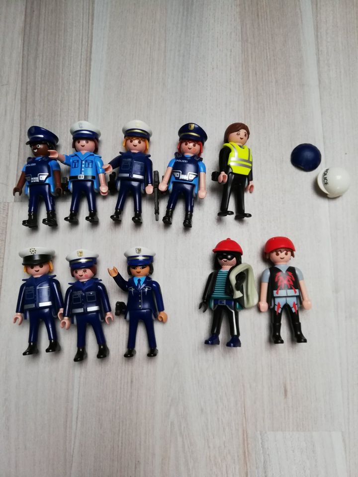 Playmobil Polizei-Kommandozentrale mit Erweiterung Alarmanlage in Wetter (Ruhr)