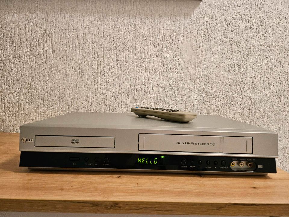LG DVD Player / VHS Videorecorder in Stadthagen