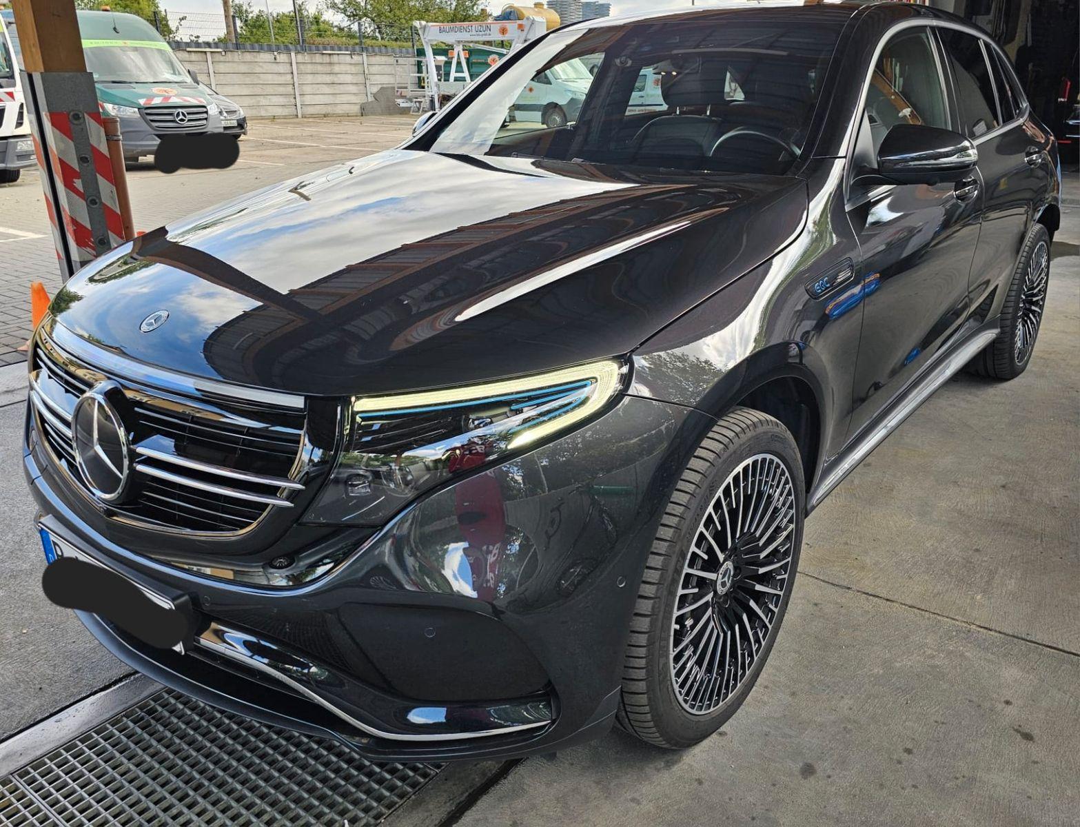 Abbildung des Autos Mercedes-Benz EQC 400 4M…