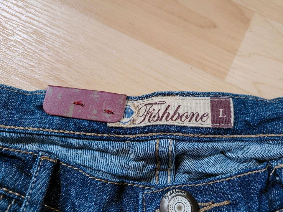 Jeansshorts Fishbone Gr. L *NEU * in Dresden