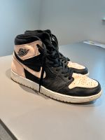 Air Jordan Sneaker Größe 47 Schwarz/Corall Hessen - Mühlheim am Main Vorschau