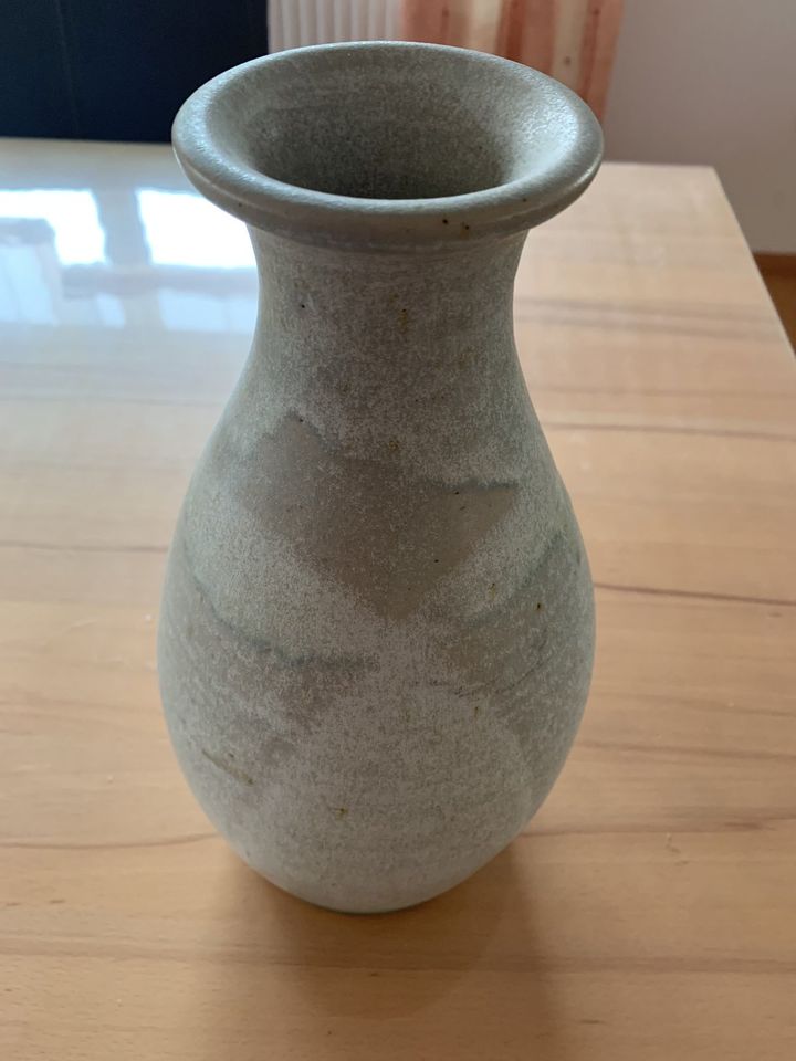 Dekorative Vase Majolika 29 cm hoch TOP erhalten in Rudersberg