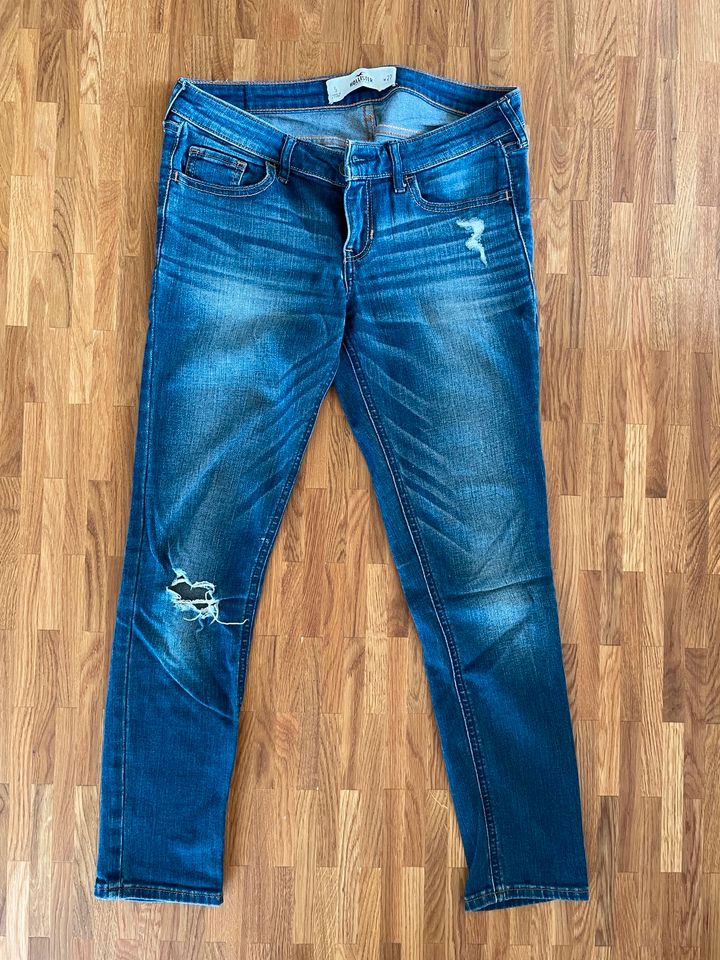 Hollister Skinny Jeans Blau Gr. 27 (5 regular) in Erbendorf