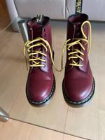 Dr. Martens Damen Schnürstiefel rot Gr. 40 Nordrhein-Westfalen - Haltern am See Vorschau