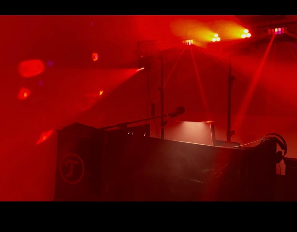 DJ Equipment Lichtshow-Anlage/Nebel wenig benutzt, anschauen! in Hirschfeld (Brandenburg)
