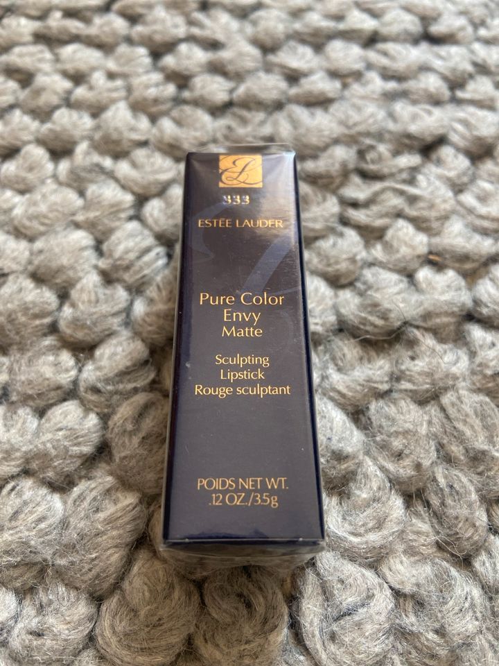 Estée Lauder Pure Color Envy Matte Sculping Lippenstift OVP in Leipzig