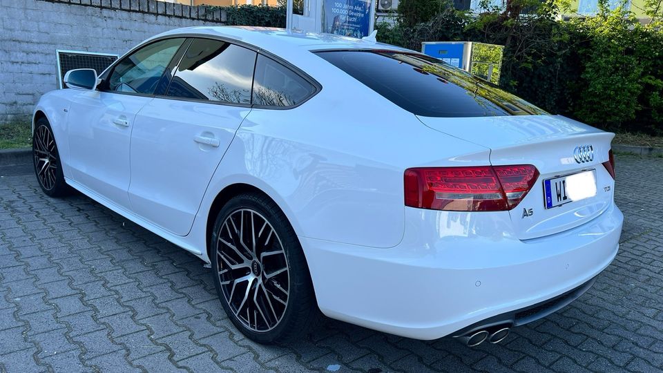 Audi A5 3x s line TDI 2011 in Wiesbaden