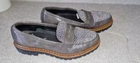 Sehr Schöne Damen Lack Leder Schuhe von Rieker Gr. 36 in Grau. Hamburg-Nord - Hamburg Barmbek Vorschau