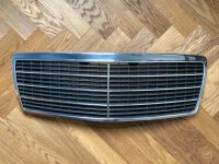 Kühlergrill W140 Mercedes Benz S-Klasse komplett Brandenburg - Päwesin Vorschau