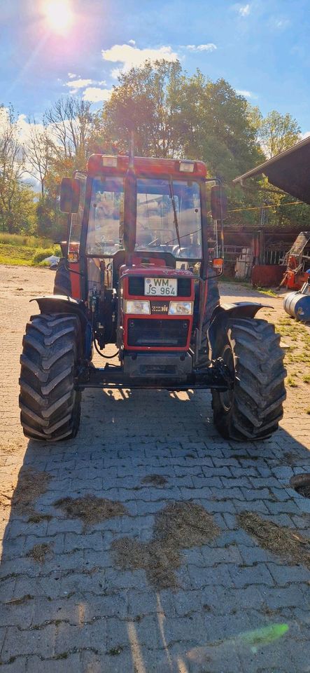 Case 840 ihc 833 mit baas Frontlader in Böbing