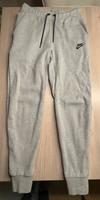 Original Nike Fleece Tech Hose grau Gr. XS Berlin - Dahlem Vorschau
