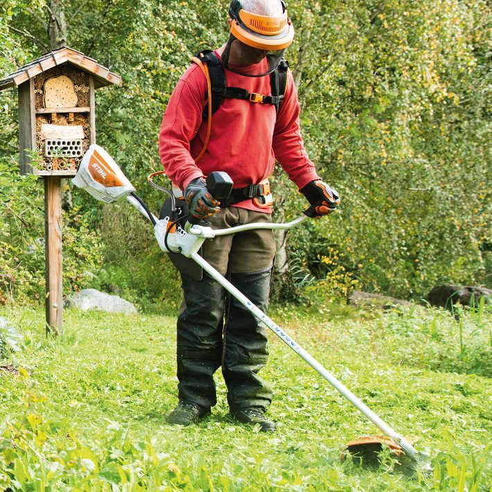 Stihl Akku-Motorsense FSA 130 - AP-System in Weiding