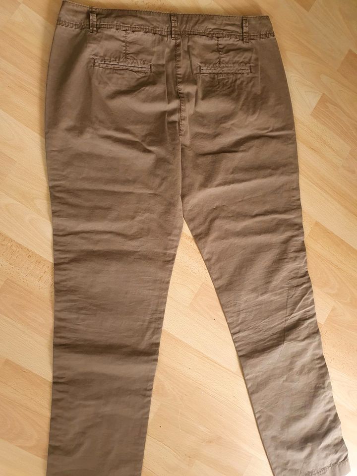 Neue s.oliver chino Hose für Damen,Gr.40 in Langenselbold