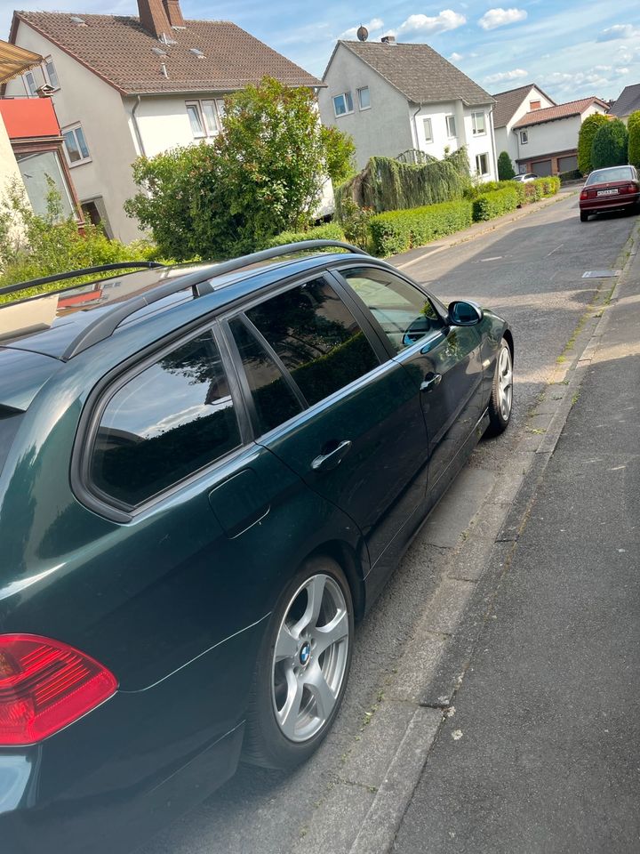 BMW 320i Benziner in Kassel