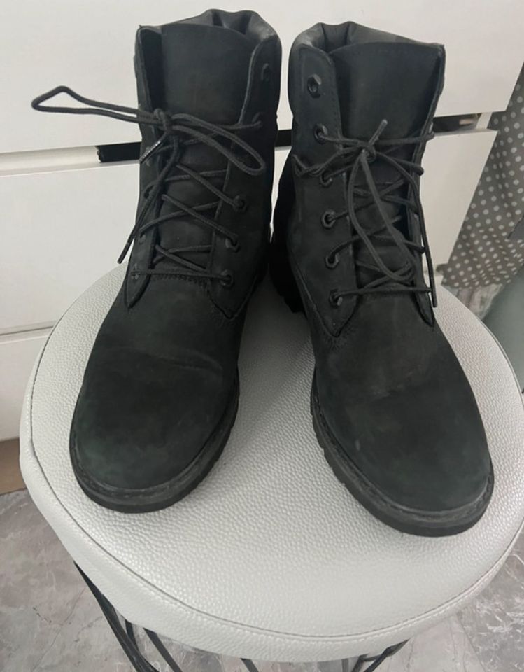 Timberland boots heritage 6 schwarz in Seelze