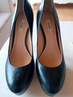 Guess  damen high  heels Duisburg - Hamborn Vorschau