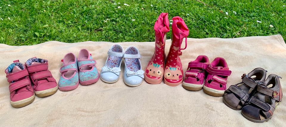 Kinderschuhe für Mädchen, Größe 24 in Soest