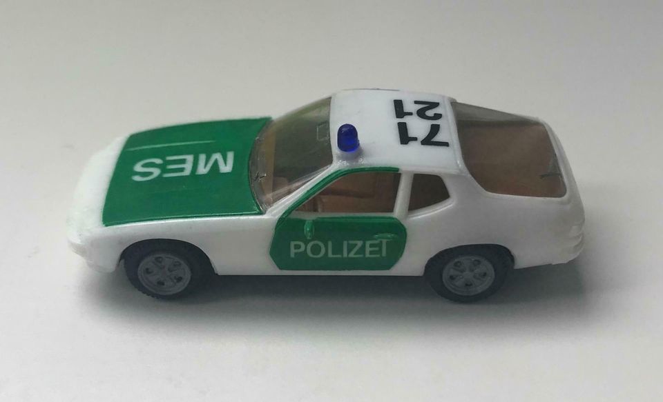 SUCHE HERPA Autobahnpolizei Porsche 924 mit dem Aufdruck „MES“ in Hildesheim