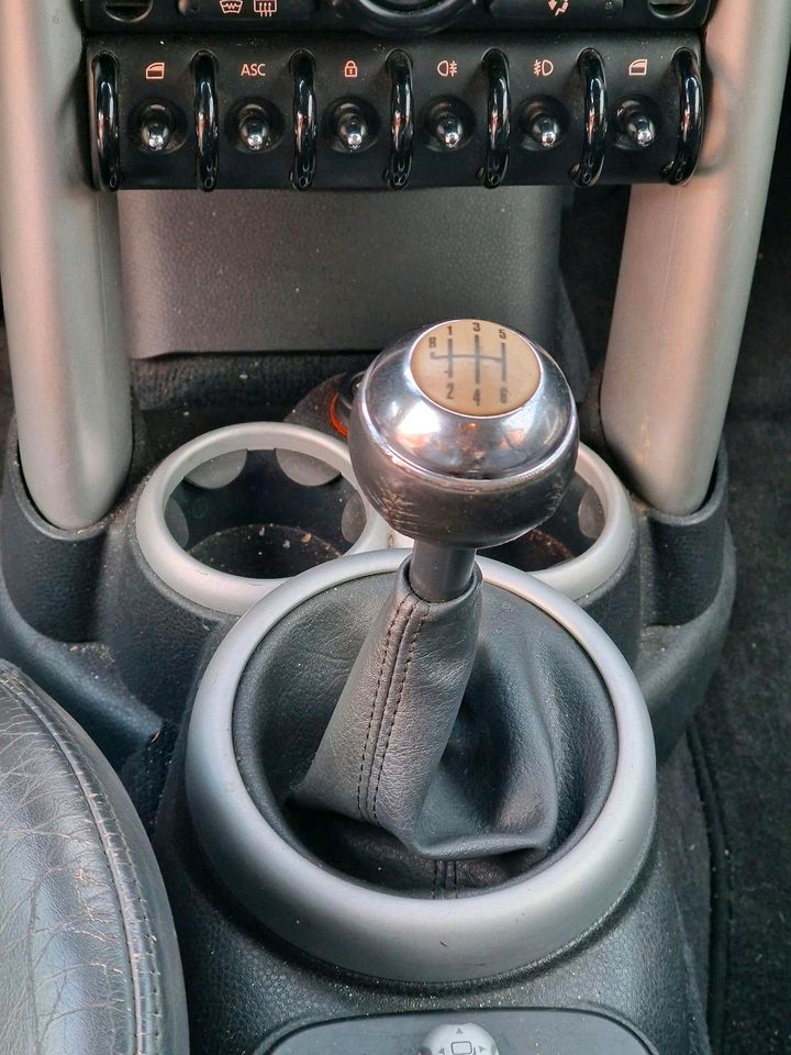MINI Cooper S Tüv ist NEU 163 PS Kompressor Xenon Teilleder in Lindau