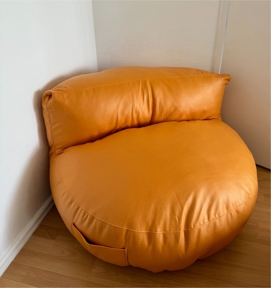 Lounge Chill Sessel Sofa Couch mit Hocker NEU!! Unbenutzt!! in Berlin