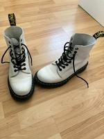 Dr. Martens weiß Gr. 40 Chemnitz - Glösa-Draisdorf Vorschau