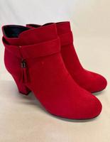 Neue Stiefeletten in Größe 40 & 41 Niedersachsen - Jemgum Vorschau