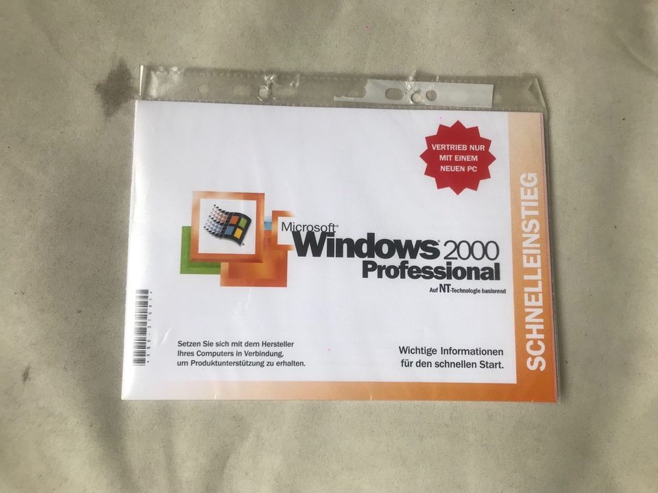 Windows 2000 Professionell NEU in Neubrandenburg