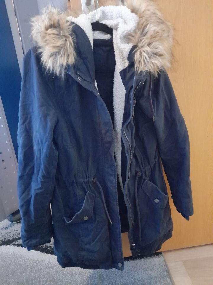 Damen Winter Jacke Parka Mantel ONLY gefüttert Gr. M (40-42) in  Sachsen-Anhalt - Oschersleben (Bode) | eBay Kleinanzeigen ist jetzt  Kleinanzeigen