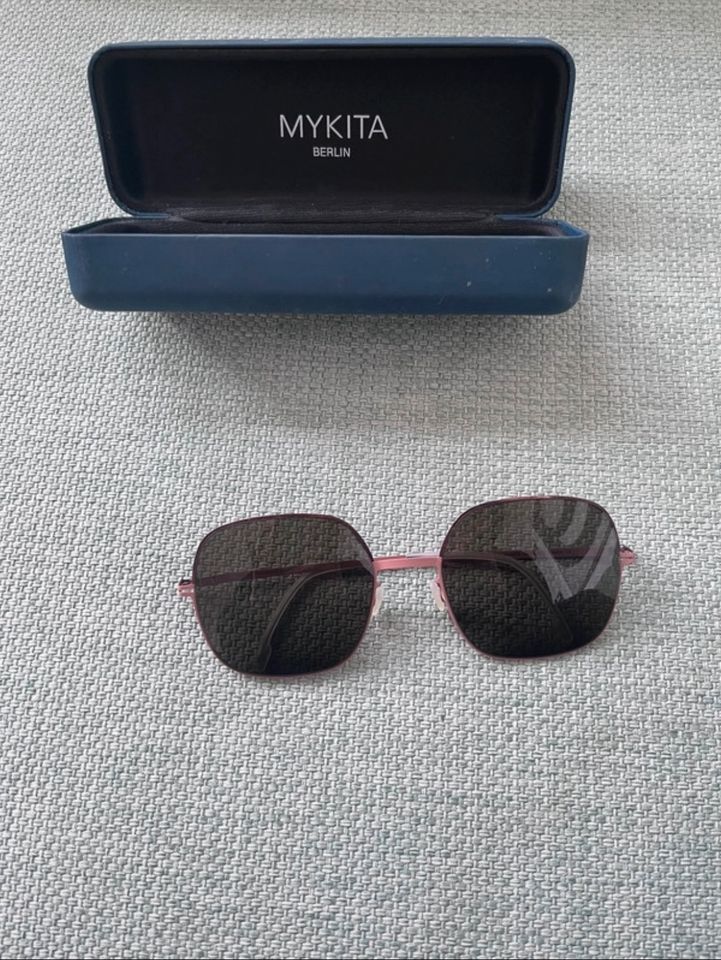 Designer Sonnenbrille von MYKITA in München
