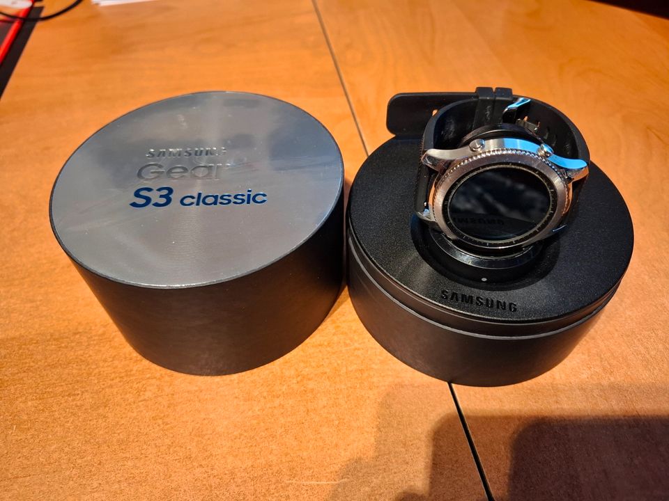 Samsung Gear S3 Classic in Saarbrücken