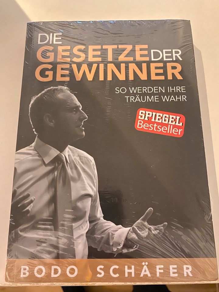 Buch ,,Bodo Schäfer“ Gesetze der Gewinner in Berlin
