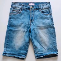 Jeans Shorty Blau Marke "Denim" Größe 38 Brandenburg - Hohen Neuendorf Vorschau