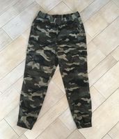 Cargohose aus Twill H&M Divided 42 Thüringen - Themar Vorschau