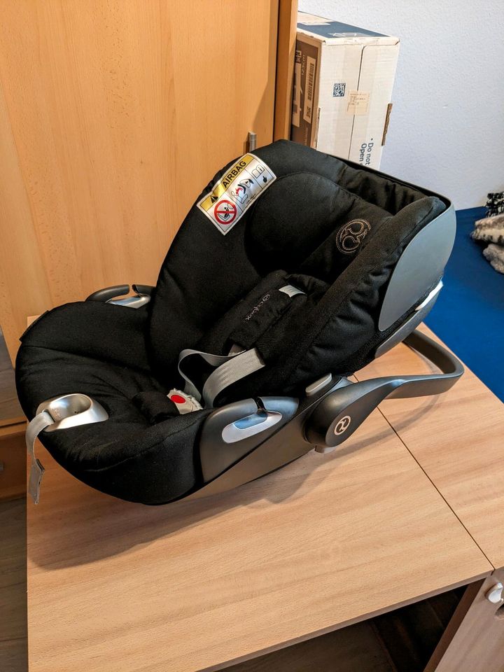 Babyschale Cybex Cloud Z + i-Size mit Liegefunktion und Fußsack in Neumagen-Dhron