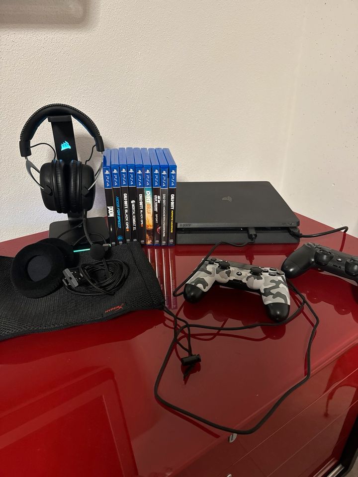 PlayStation 4 / 1 T /  slim 2 Controller, Headset & Spielen in Peißenberg