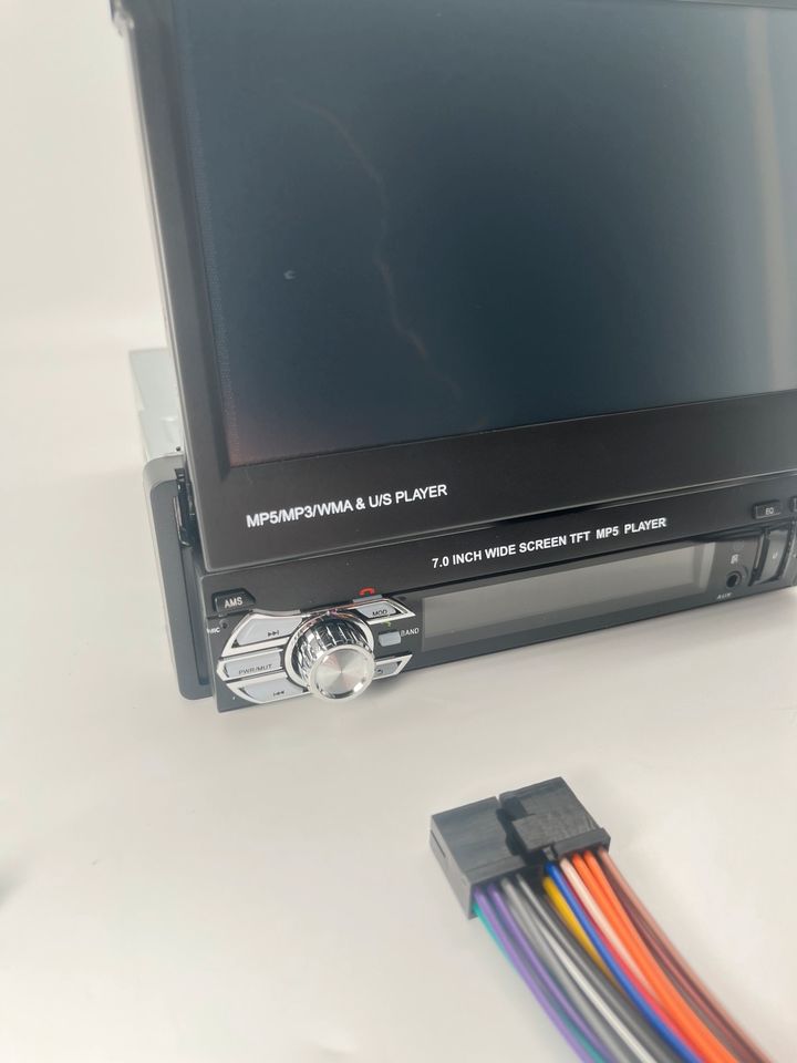 NEU Single 1DIN 7" Autoradio Touchscreen FM USB Bluetooth in Soltau