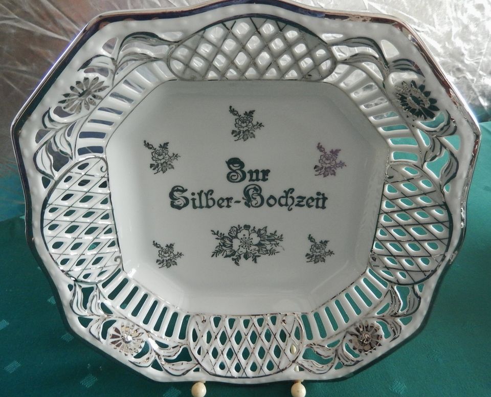 Schale / Durchbruchschale " Zur Silber-Hochzeit" ca. 24 x 24 cm in Lingenfeld