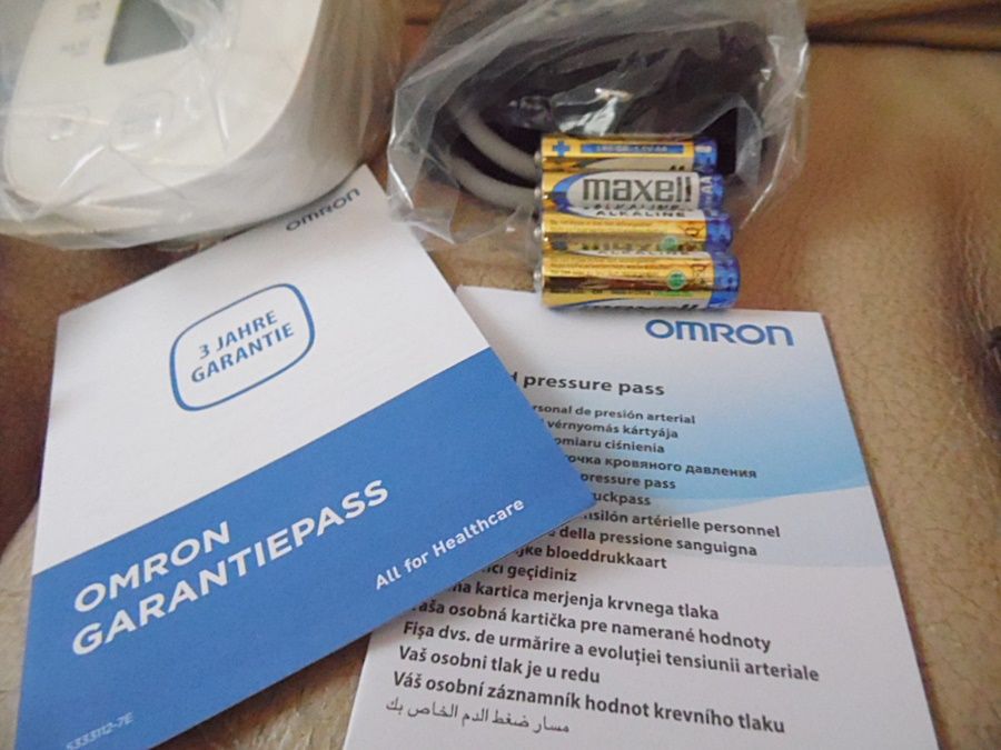 neues Blutdruckmessgeräte Omron M300 mit Garantie in Fritzlar