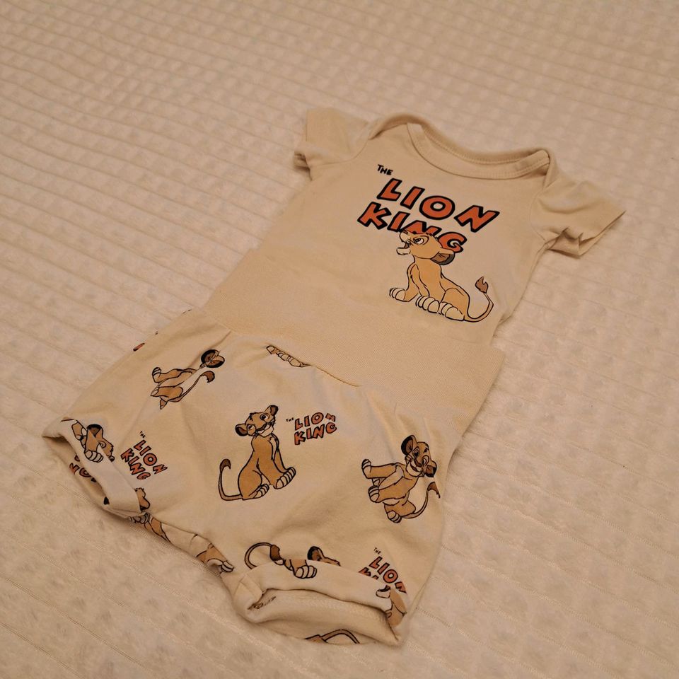 Baby Disney-König der Löwen Body, Shorts mit breitem Bund, Gr. 56 in Cottbus