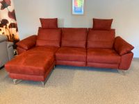 Couch Stoff Rot mit Verstellung UVP. 3.298,- Mecklenburg-Strelitz - Landkreis - Friedland Vorschau