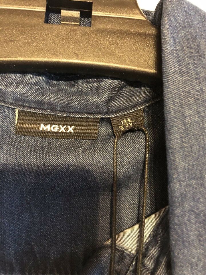 Mexx Hemd / Bluse Gr. 134 blau Jeans in Tholey